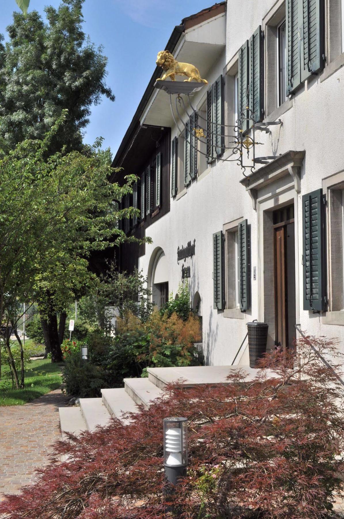 Landgasthof Leuen Uitikon Екстериор снимка